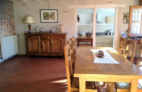Dhuizon Casa | Gite de Sologne "les galoches"
