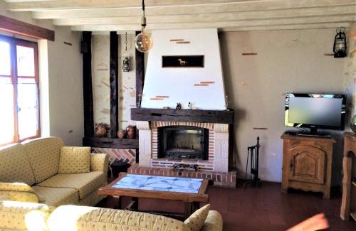Dhuizon Casa | Gite de Sologne "les galoches"