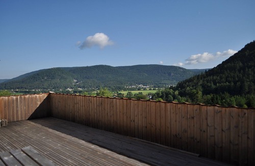 Dommartin-les-Remiremont Cabaña | Gîte-Élodie-Familiar-Baño con bañera-Vista a la Montana