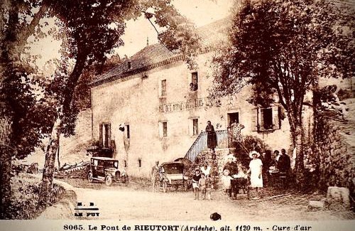 Usclades-et-Rieutord Casa | Gite en Ardèche en face de la rivière