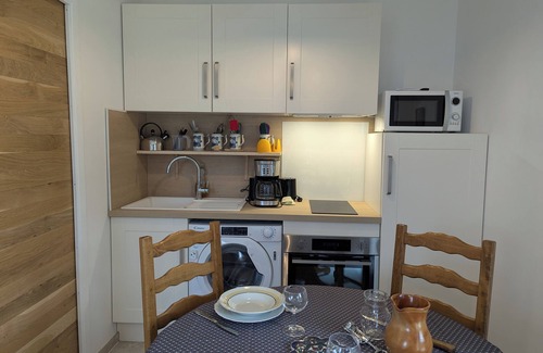 Baignes-Sainte-Radegonde Apartamento | Gite for two persons lavender green lane-special reduction august