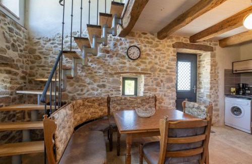 Saint-Sauveur-de-Cruzieres Casa | Gite Figuier et Vignes