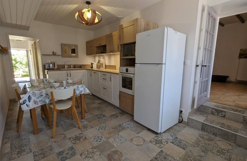 Chasseneuil-sur-Bonnieure Cabaña | Gite Chasseneuil-sur-Bonnieure, 2 bedrooms, 4 persons