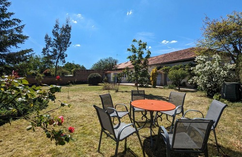 Chasseneuil-sur-Bonnieure Cabaña | Gite Chasseneuil-sur-Bonnieure, 2 bedrooms, 4 persons