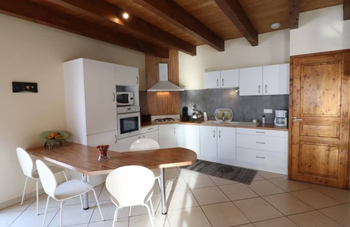 Saint-Cirgues-de-Jordanne Cabaña | Gite Saint-Cirgues-de-Jordanne, 2 bedrooms, 4 persons