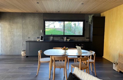 Saint-Germain-au-Mont-d'Or Cabina | Gite Loft 70m2 Atypique 2/4 persons near Lyon. Entire dwelling