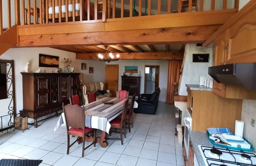 Puydarrieux Casa | Casa rural Grand Jardin casa rural gran lago