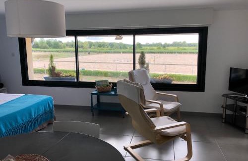 Bouloc Apartamento | Gite-Grand studio contemporain proche Toulouse dans domaine Equestre