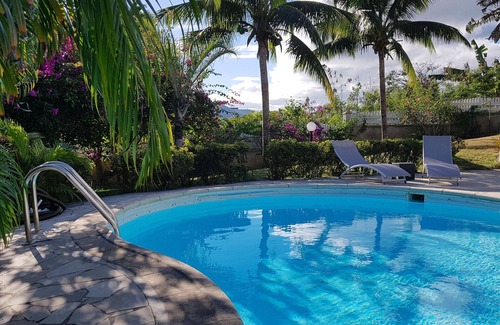 Sainte-Anne Cabaña | Gîte gwada mango T2 climatizado a 150m de la playa, piscina, patio