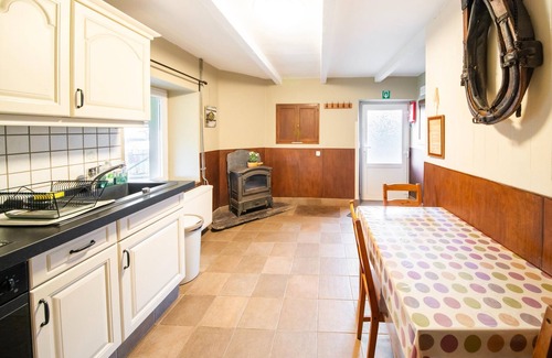 Petit-Thier Cabaña | Gite in Ardennes With Sauna and Rural Views