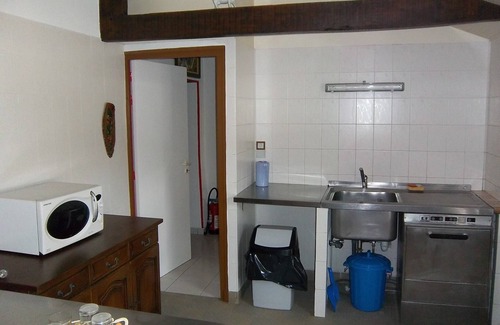 Saint-Romain-et-Saint-Clement Cabaña | Casa rural en un molino con vistas al río rodeado de exuberante vegetación