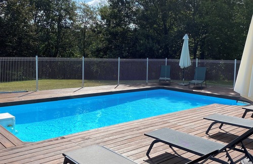 Cendrieux Casa | Gîte in the Dordogne in a peaceful green setting, ideal for a family