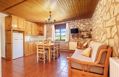 Beteta Casa | Casa rural en mitad de la montaña de 16- 20 personas