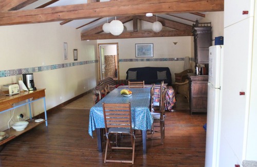 Saverdun Apartamento | Gîte Jardin - spacious gîte in the heart of nature with heated swimming pool