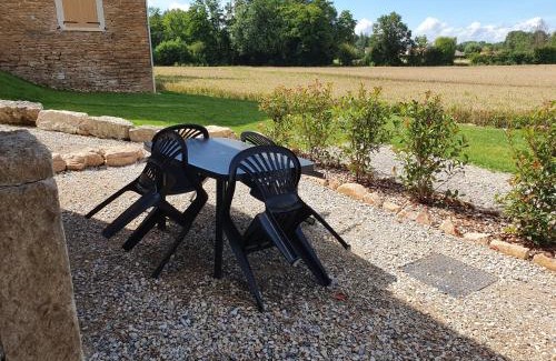 Villemoirieu Apartamento | Gite La Buissonnière 2