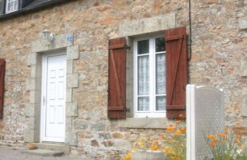Plounevez-Moedec Casa | GITE La CORBEILLE 6 Personas con PISCINA