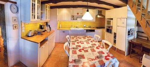La Begude-de-Mazenc Apartamento | GITE LA FREYDIERE
