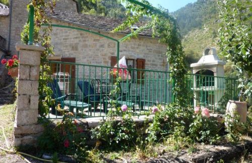 Saint-Chely-du-Tarn Casa | Gite la maison de Jules