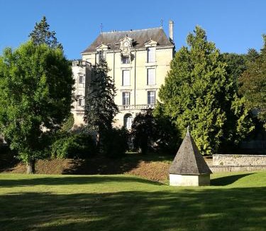 Saint-Paterne-Racan Casa | Gite La Maison Blanche Familiale Château La Roche Racan
