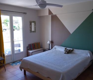 Mouries Casa | Gite La RESTANCO