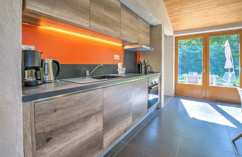 Chassaignes Casa | 'Gîte Le Gardien' con piscina compartida, terraza privada y Wi-Fi