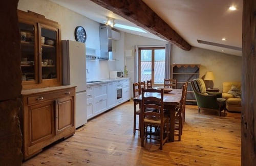 Albigny-sur-Saone Apartamento | Gite le grenier des maraîchers