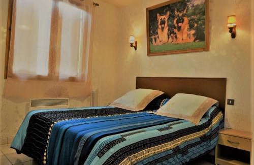Auriac-du-Perigord Chalet De Esquí | Gite les Acacias - les gites des hauts de vialot