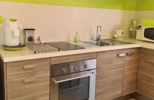 Gemenos Apartamento | GITE LES CIGALES, Studio 15mn from the BEACHES, Many walks,