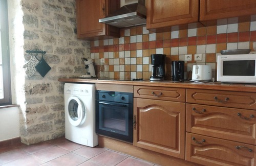 Saint-Chely-du-Tarn Cabaña | Gîte "Les Osiers" Le Pigeonnier sleeps 10, in the heart of the Gorges du Tarn