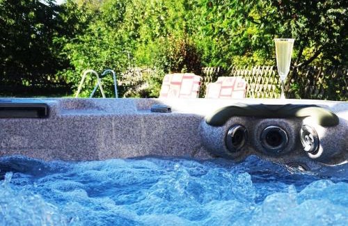 Granges-Aumontzey Casa | ⁂ GITE LES HERABLES [CLEDICIHOME] Gîte de charme/JACCUZI/SALLE DE JEUX ⁂