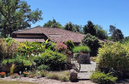 Saint-Michel-Escalus Apartamento | GITE LES TOURNESOLS FOR QUIET VACATIONS