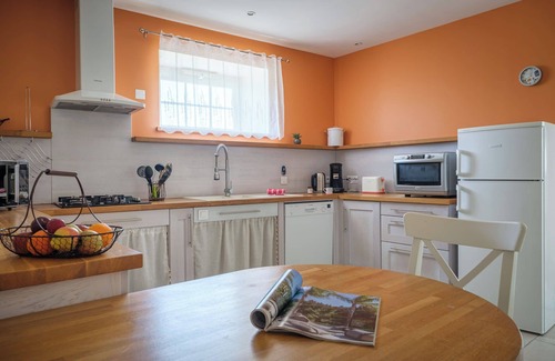Bellevigne Cama Y Desayuno | Gîte LES VIGNES - Charming house in the heart of the Cognac vineyards