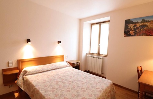 Lieutades Cabaña | Gite Lieutadès, 2 bedrooms, 4 persons