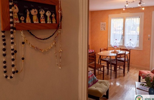 Livinhac-le-Haut Apartamento | Casa rural Livinhac-le-Haut, 2 dormitorios, 6 personas