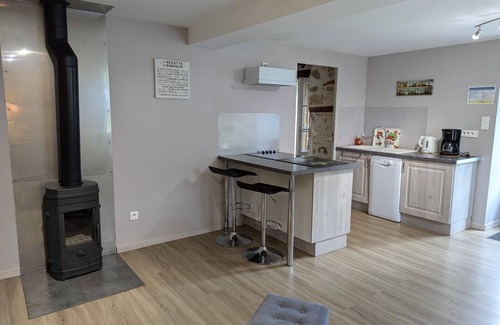Montmoreau-Saint-Cybard Cabaña | Casa rural Montmoreau, 2 dormitorios, 5 personas