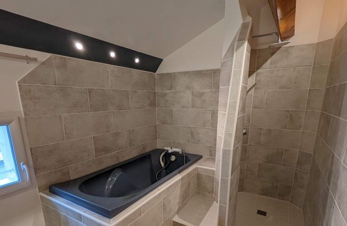 Montmoreau-Saint-Cybard Cabaña | Casa rural Montmoreau, 3 dormitorios, 6 personas