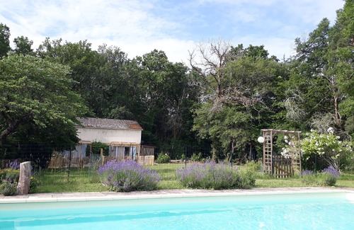 Paunat Cabaña | Gîte Pèr (dog friendly), with swimming pool. In the heart of the Dordogne!