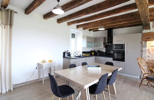 Pleaux Cabaña | Gite Pleaux, 3 bedrooms, 6 persons