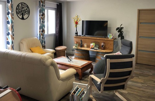 Roquemaure Casa | Casa rural Pompignan, 3 dormitorios, 6 personas