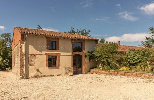 Gardouch Casa | Gite Rural au Milieu des Champs