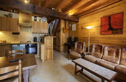 Pessac-sur-Dordogne Casa | Casa rural en el corazón de los viñedos de Burdeos.