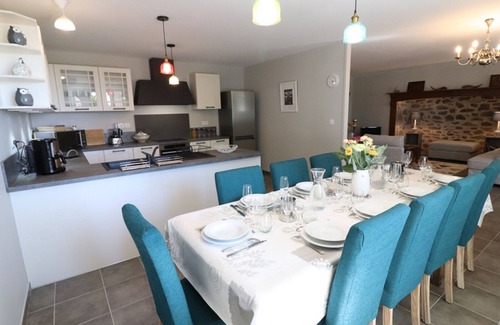 Saint-Bonnet-de-Salers Cabaña | Gite Saint-Bonnet-de-Salers, 2 bedrooms, 5 persons