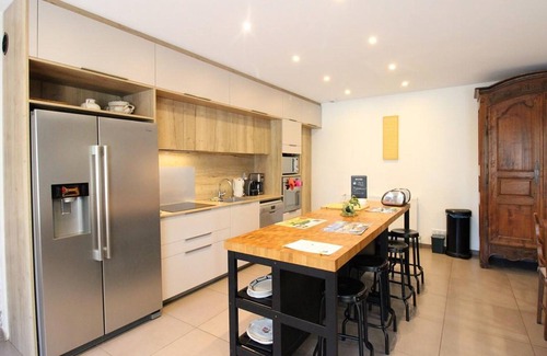 Saint-Bonnet-de-Salers Cabaña | Gite Saint-Bonnet-de-Salers, 6 bedrooms, 14 persons