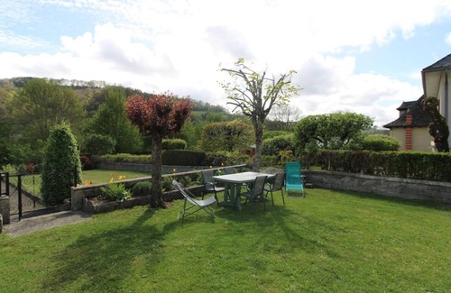Saint-Martin-Valmeroux Cabaña | Gite Saint-Martin-Valmeroux, 2 bedrooms, 3 persons