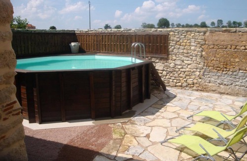 Saint-Priest-d'Andelot Cabaña | Casa rural Saint-Priest-d'Andelot, 3 dormitorios, 6 personas