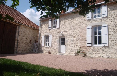 Saint-Priest-d'Andelot Cabaña | Casa rural Saint-Priest-d'Andelot, 2 dormitorios, 4 personas