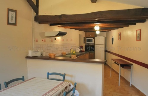 Saint-Epain Cabaña | Gite Saint-Épain, 4 bedrooms, 8 persons