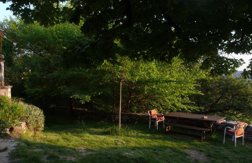 Issirac Cabaña | Cottage, duerme 4/6, cerca de los viñedos, para el descanso y la relajación, Issirac