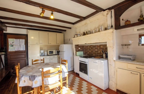 Saint-Paul-Lizonne Cabaña | Casa de tres ESTRELLAS EN PERIGORD VERDE