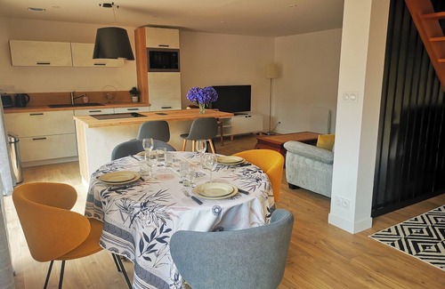 Lannion Casa | Gîte Trugarez, small renovated house. Situated in the green on the Pink Granite Coast